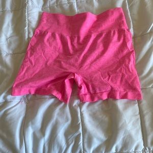 pink short biker shorts